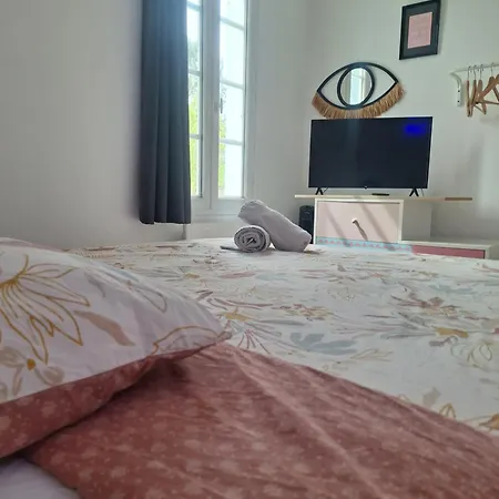 La Pinede Du Cheou, Piscine, Independant, Parking, Draps, Wifi Fibre 米尼赞海滩